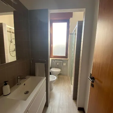 Apartment Dreaming Adige River