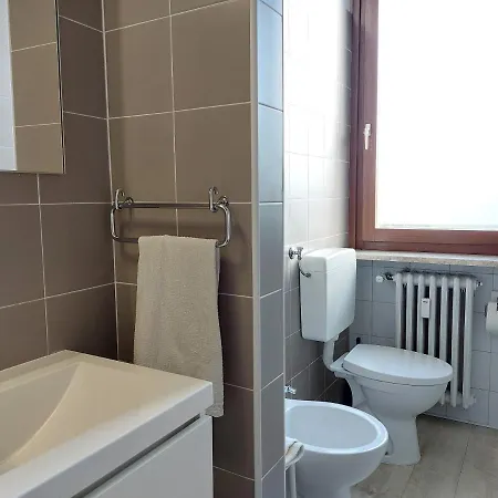 Dreaming Adige River Apartment Verona